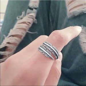 925 STERLING SILVER BOHEMIAN VINTAGE FEATHER RING